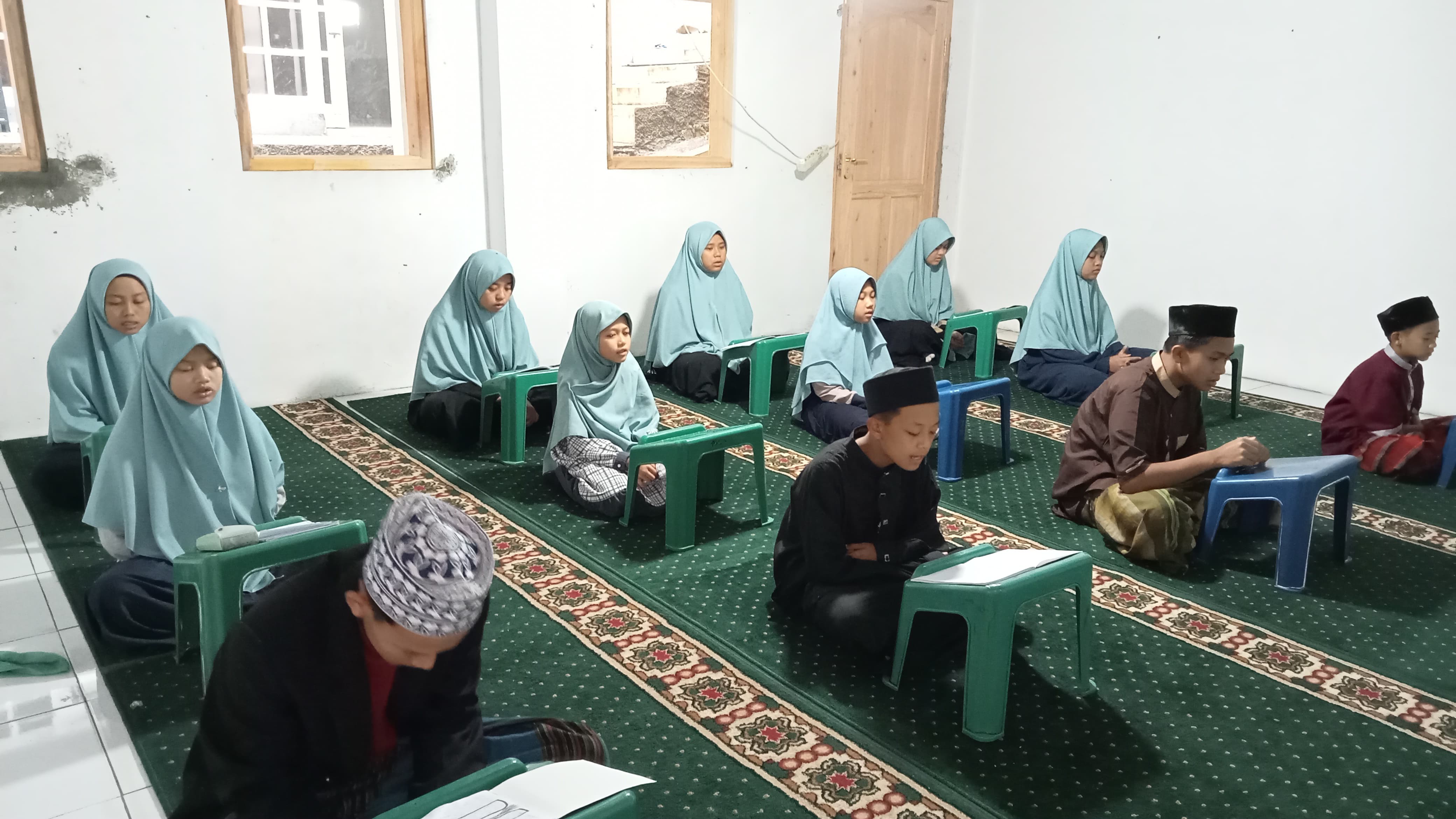 Pesantren Yatim Dhuafa & Broken Home